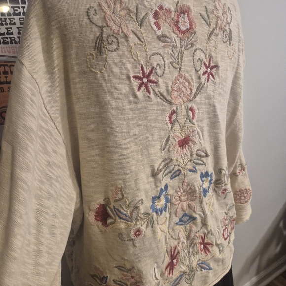 Beautiful Embroidered Cream Button-Front Women's Cardigan L Oversized Johnny Was - Picture 5 of 11